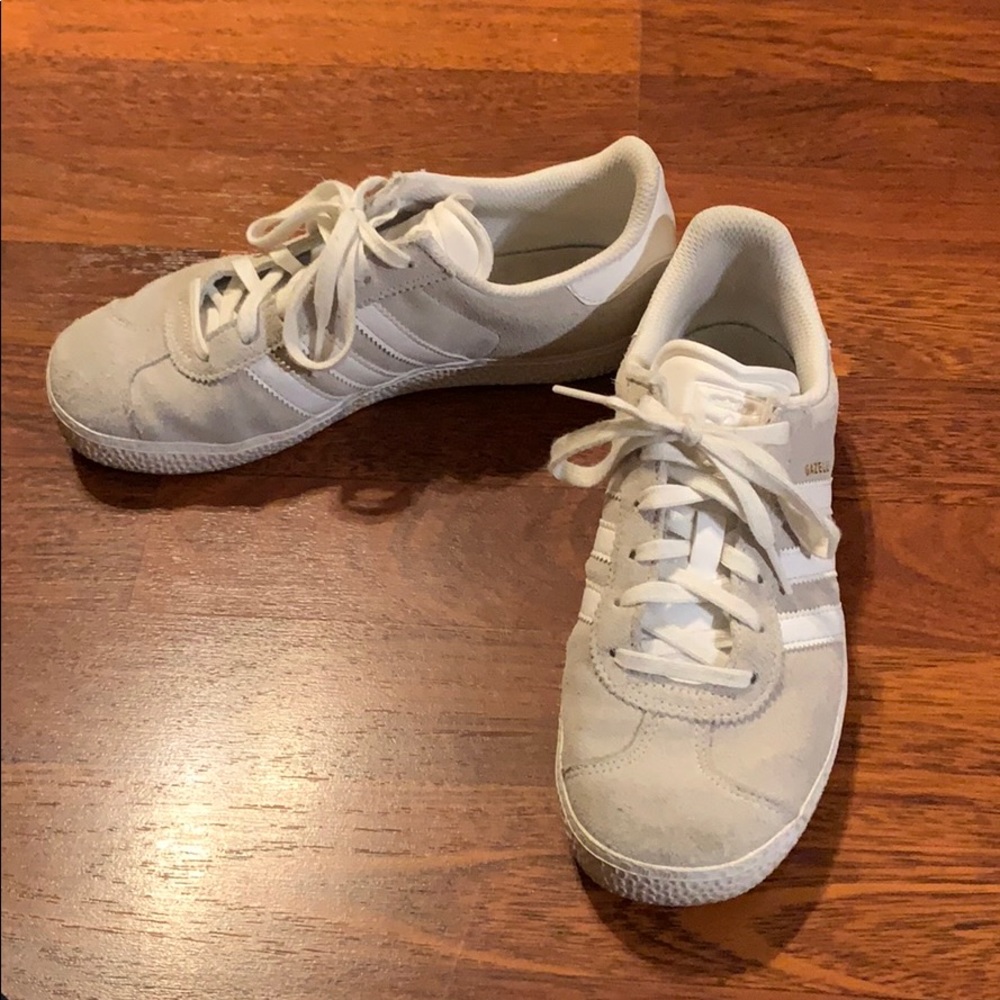 Adidas Gazelle size 7
